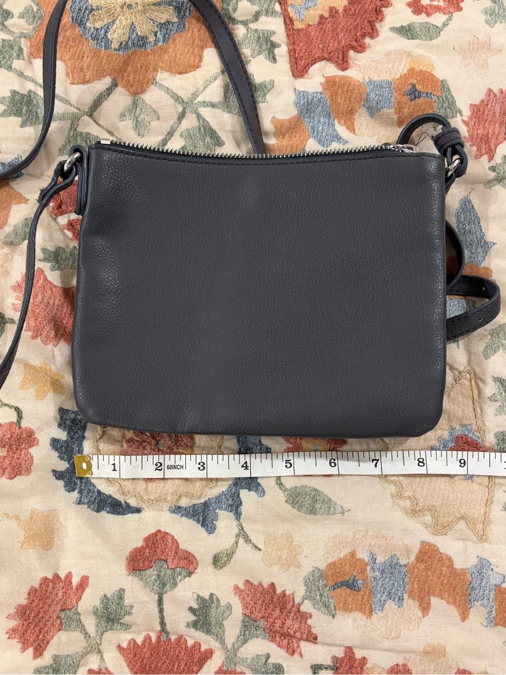 Gray 3-pocket Crossbody